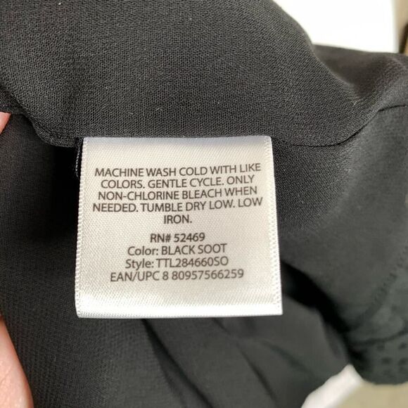 Time & Tru Floral Embroidered Ruffle Top - Picture 7 of 7